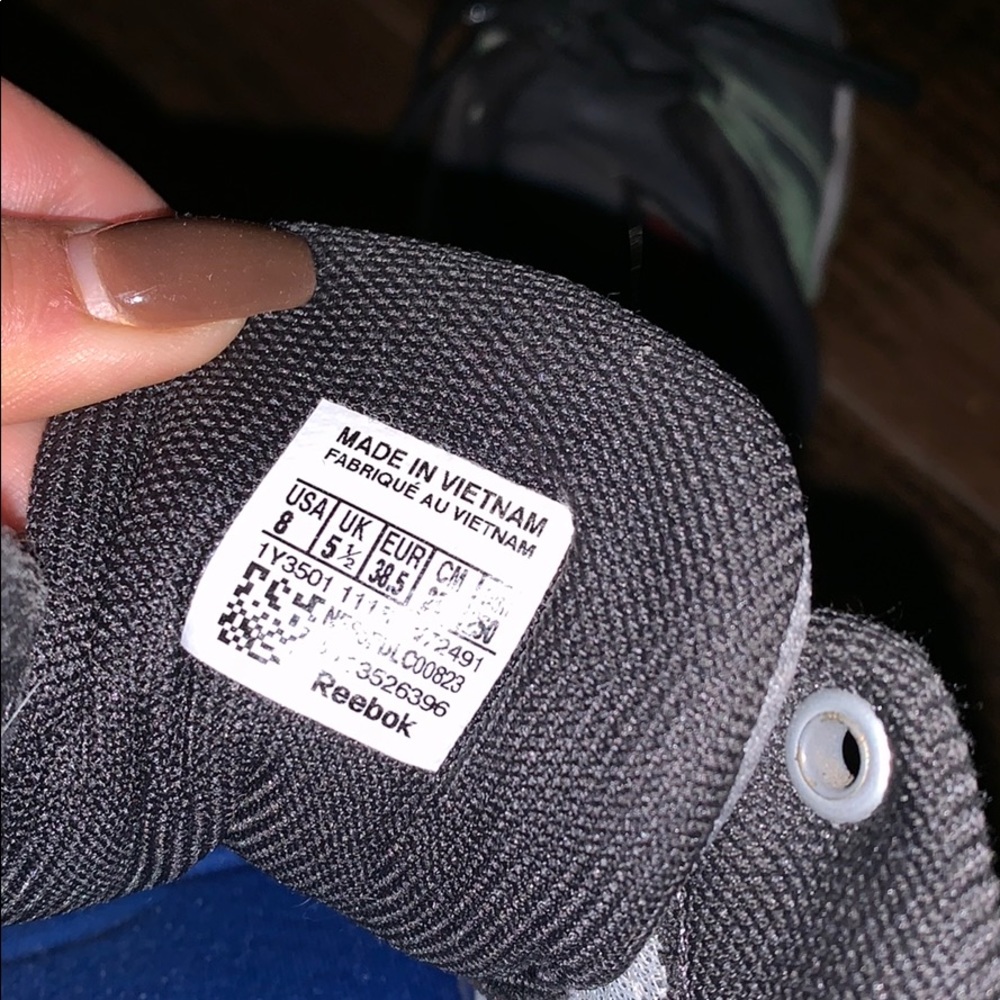 Reebok shoes - Picture 4 of 4
